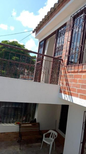 Apartamento amoblado con balcón en Ibagué